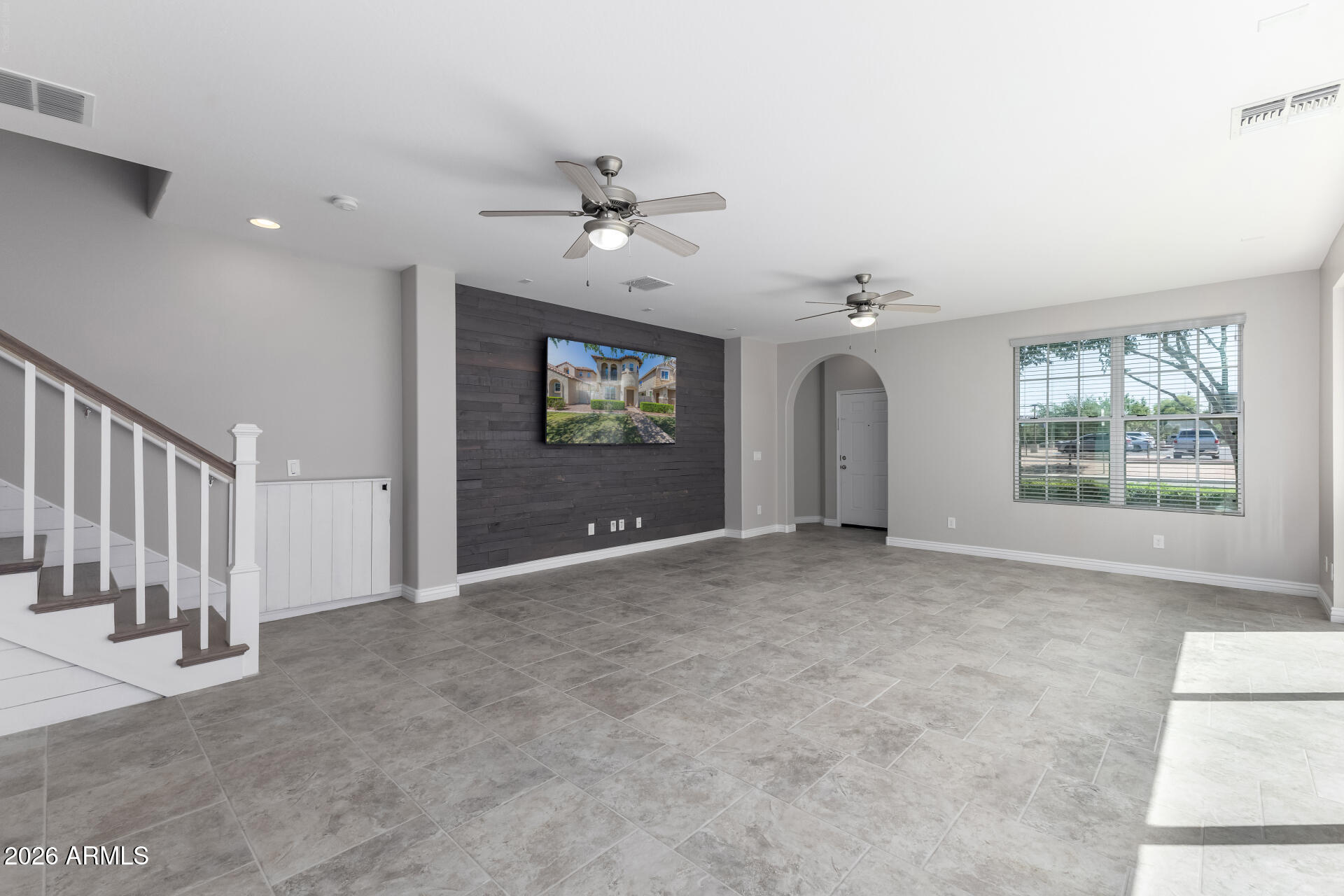 1059 South Reber Avenue Gilbert, AZ 85296 - Photo 3 of 23 7 - Reber