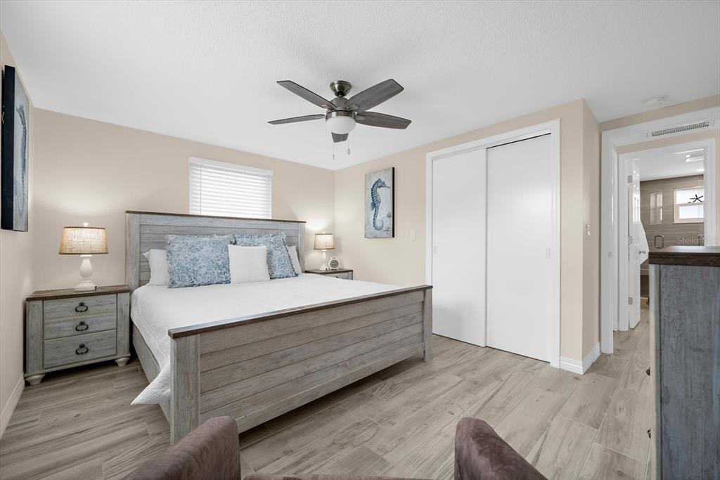 6154 Midnight Pass Road, Unit B1 Sarasota, FL 34242 - Photo 19 of 50