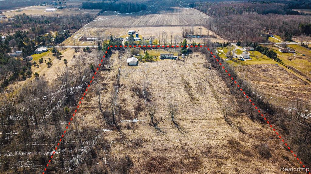 7696 Avoca Road Avoca, MI 48006 - Photo 8 of 30