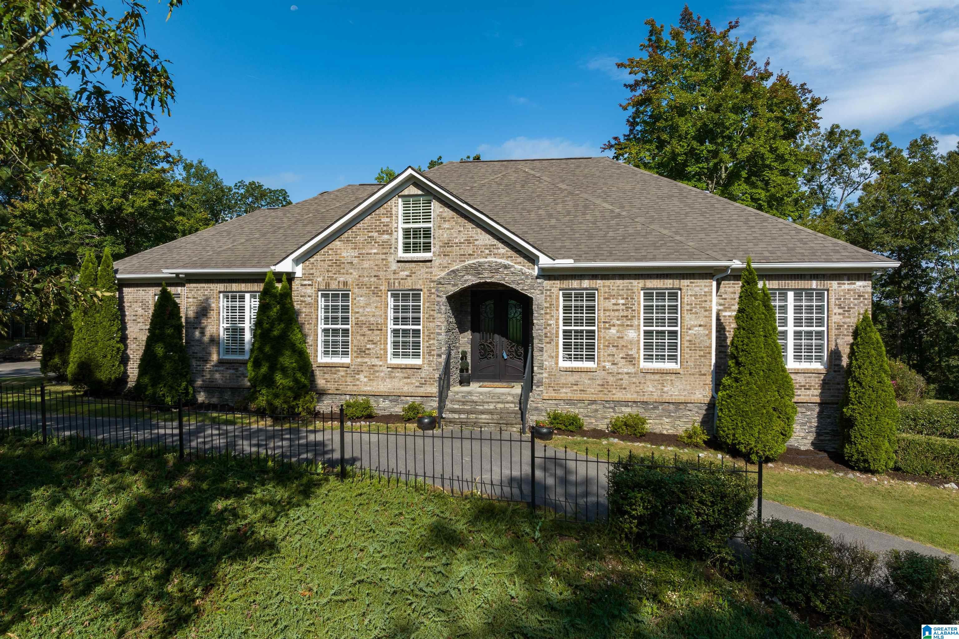 266 Hickory Valley Road Trussville, AL 35173 - Photo 2 of 61