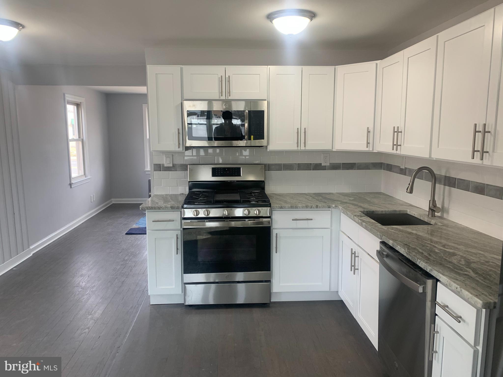 604 Warwick Road Magnolia, NJ 08049 - Photo 5 of 51 Gallery Image 5