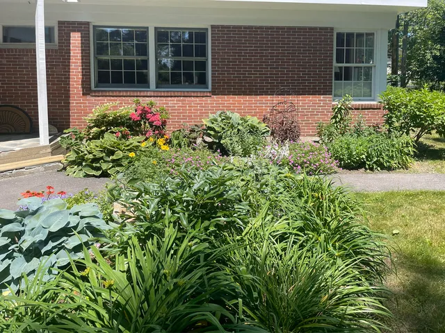 $465,000 | 15 Bristol Road, Unit 1, Damariscotta, ME 04543