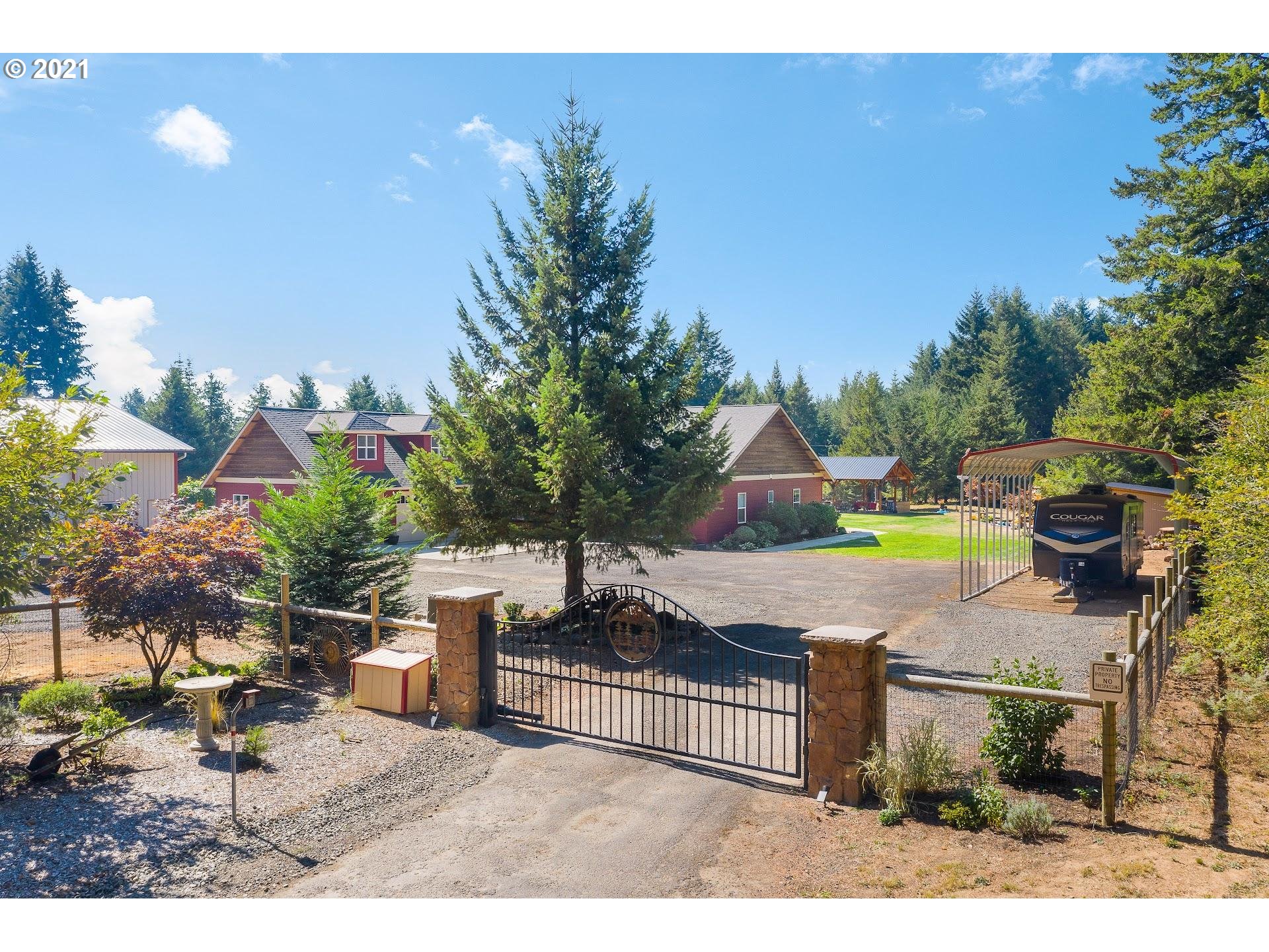 12187 Southeast Laughing Water Road Sandy, OR 97055 - Photo 2 of 32