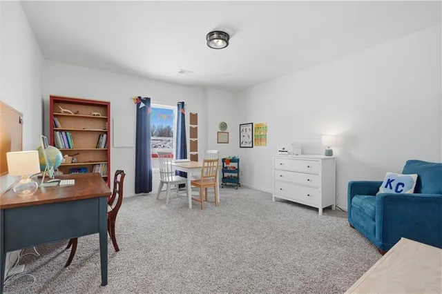 $465,000 | 1709 Cottonwood Creek Avenue, Kearney, MO 64060