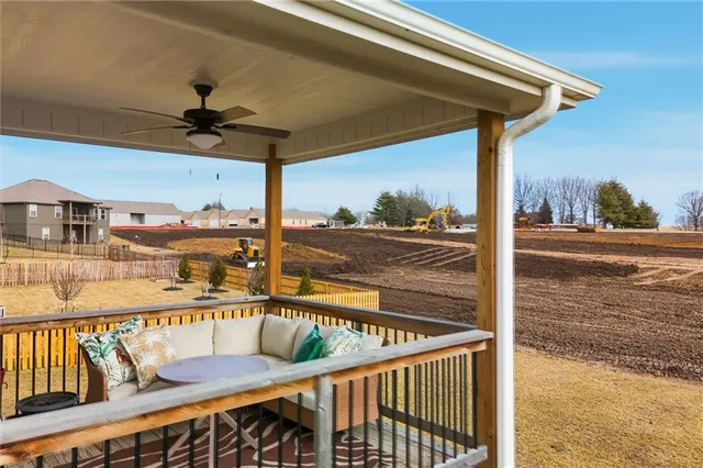 $465,000 | 1709 Cottonwood Creek Avenue, Kearney, MO 64060