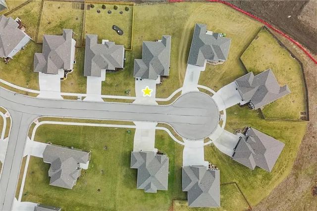 $465,000 | 1709 Cottonwood Creek Avenue, Kearney, MO 64060