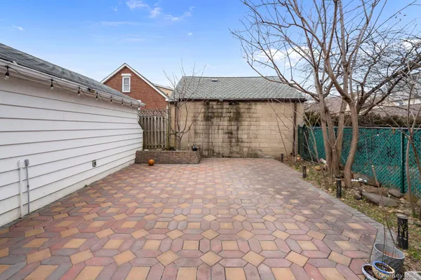 $4,600 | 14-28 156th Street | Beechhurst