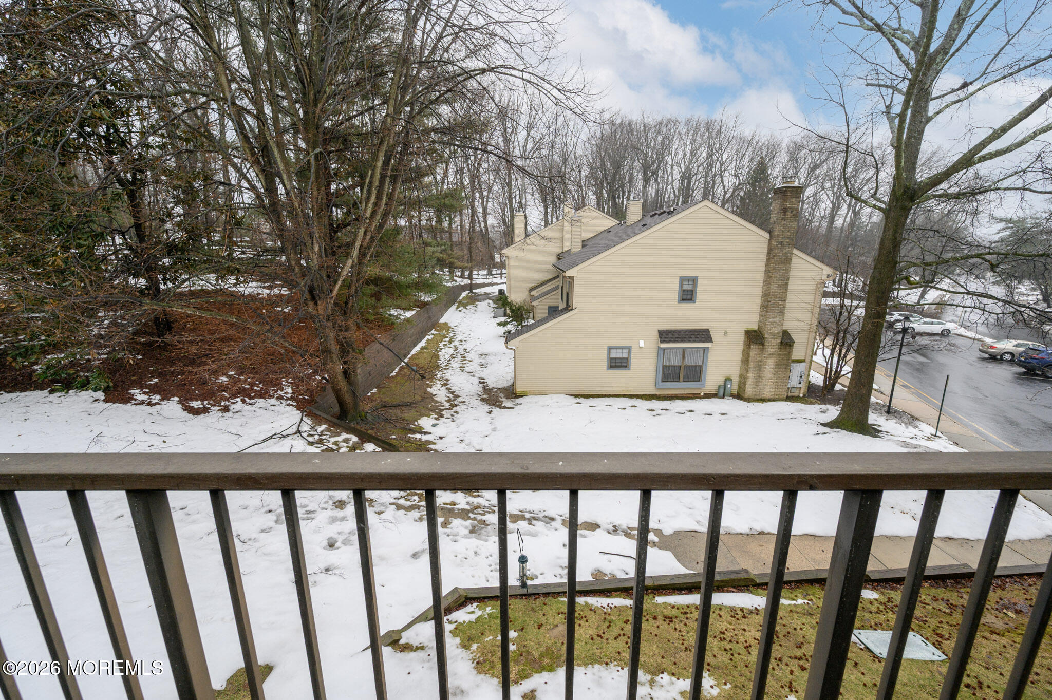 182 Edinburgh Court Matawan, NJ 07747 - Photo 23 of 24 a view of backyard with large trees