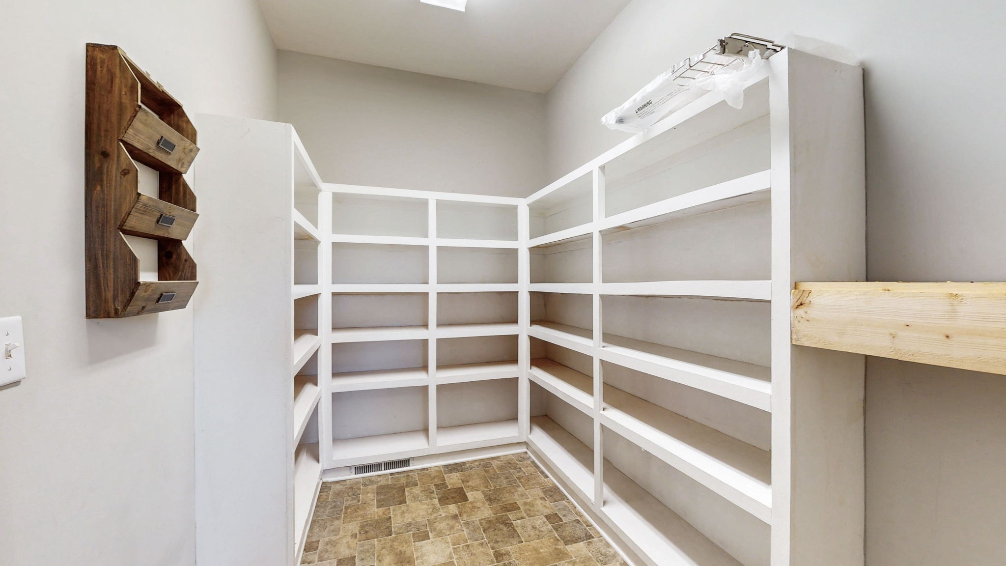 9399 Hilo Road Bon Aqua, TN 37025 - Photo 14 of 26