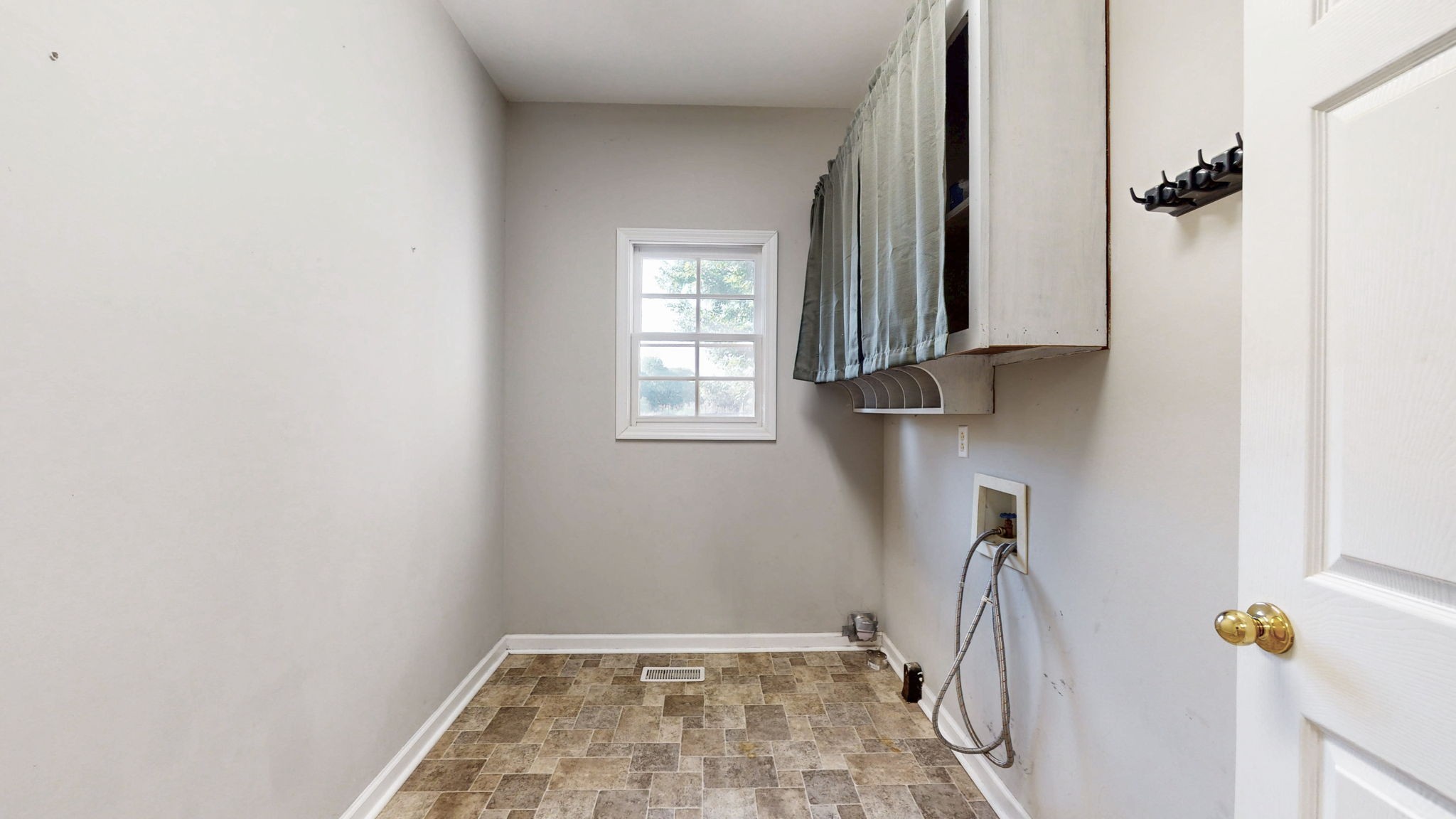 9399 Hilo Road Bon Aqua, TN 37025 - Photo 15 of 26