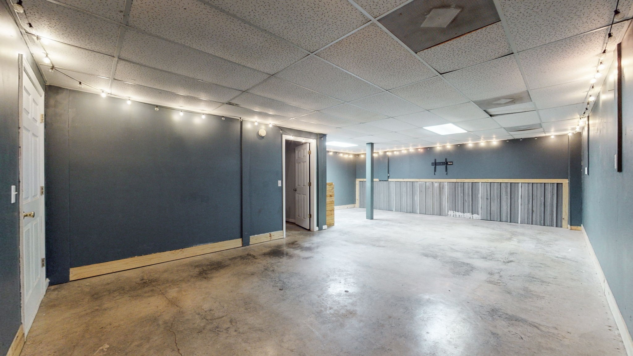 9399 Hilo Road Bon Aqua, TN 37025 - Photo 16 of 26