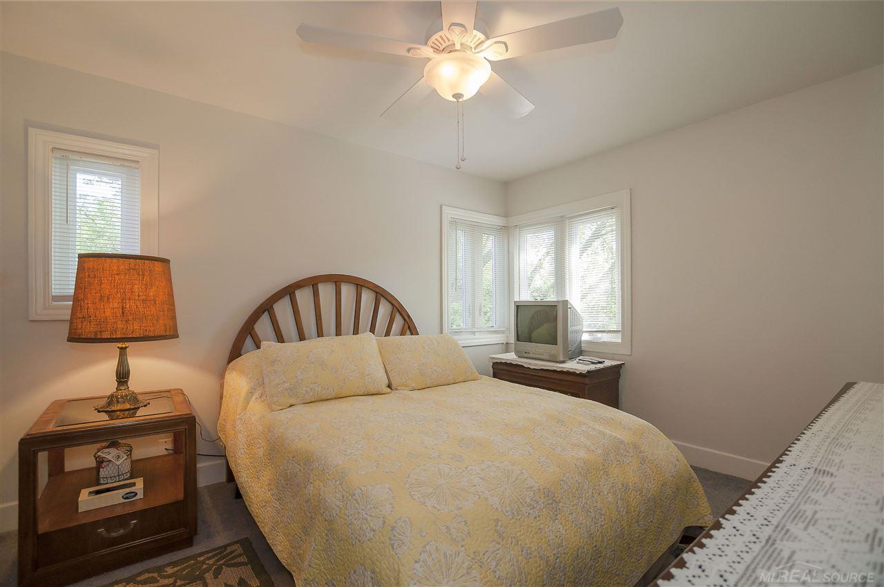 323 Moran Road Grosse Pointe Farms, MI 48236 - Photo 26 of 33