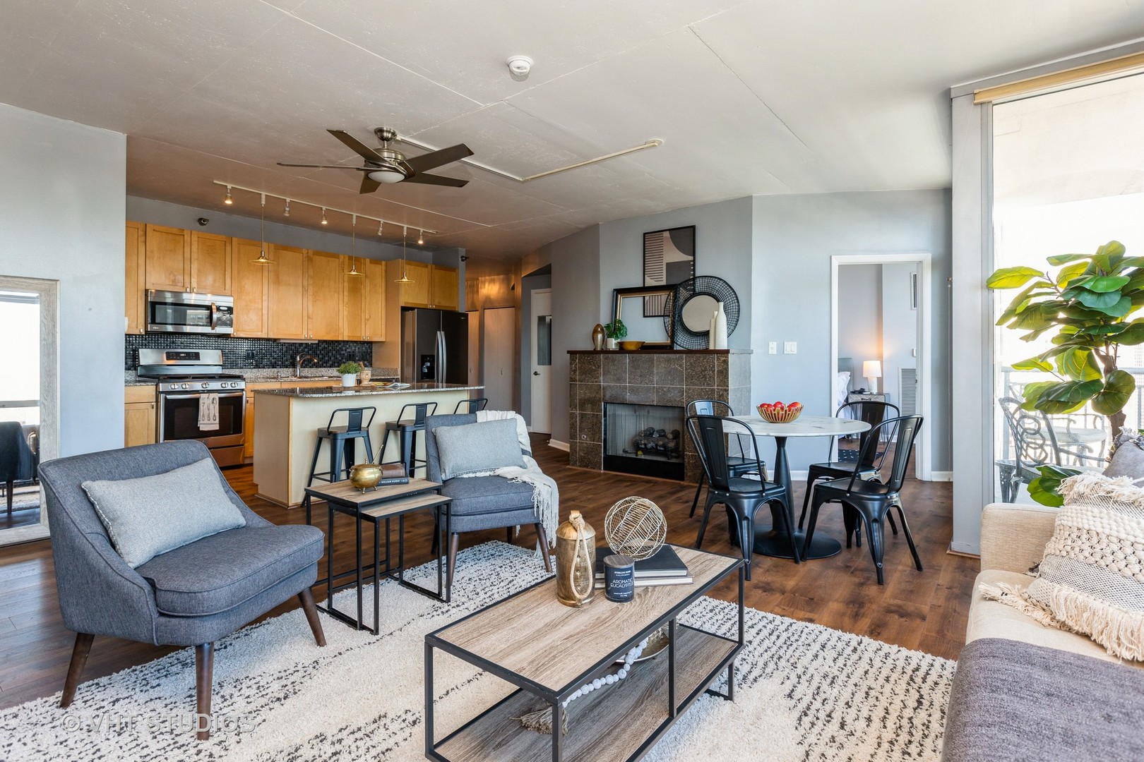701 South Wells Street, Unit 2202 Chicago, IL 60607 - Photo 4 of 24 Gallery Image 4
