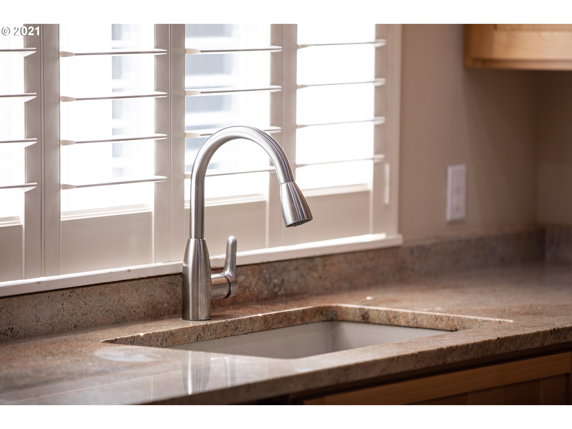 1930 Roosevelt Street North Bend, OR 97459 - Photo 13 of 32