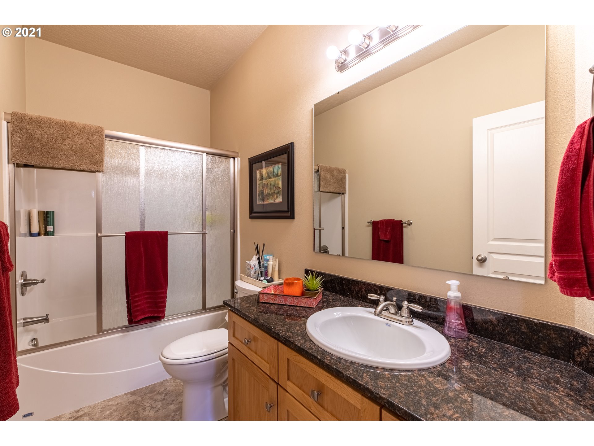 1930 Roosevelt Street North Bend, OR 97459 - Photo 22 of 32