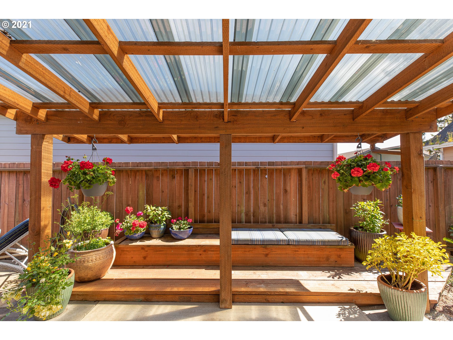 1930 Roosevelt Street North Bend, OR 97459 - Photo 25 of 32