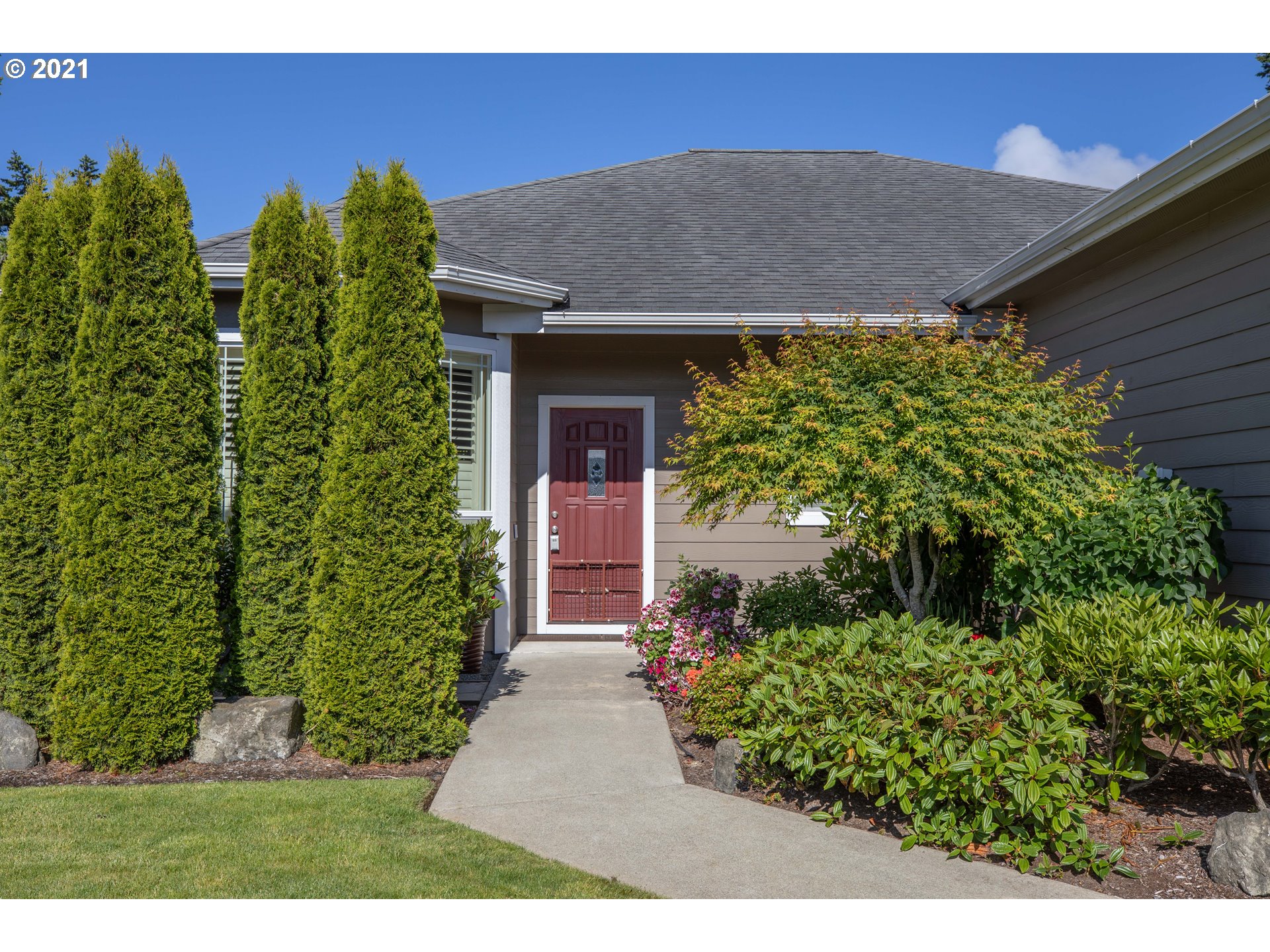 1930 Roosevelt Street North Bend, OR 97459 - Photo 30 of 32