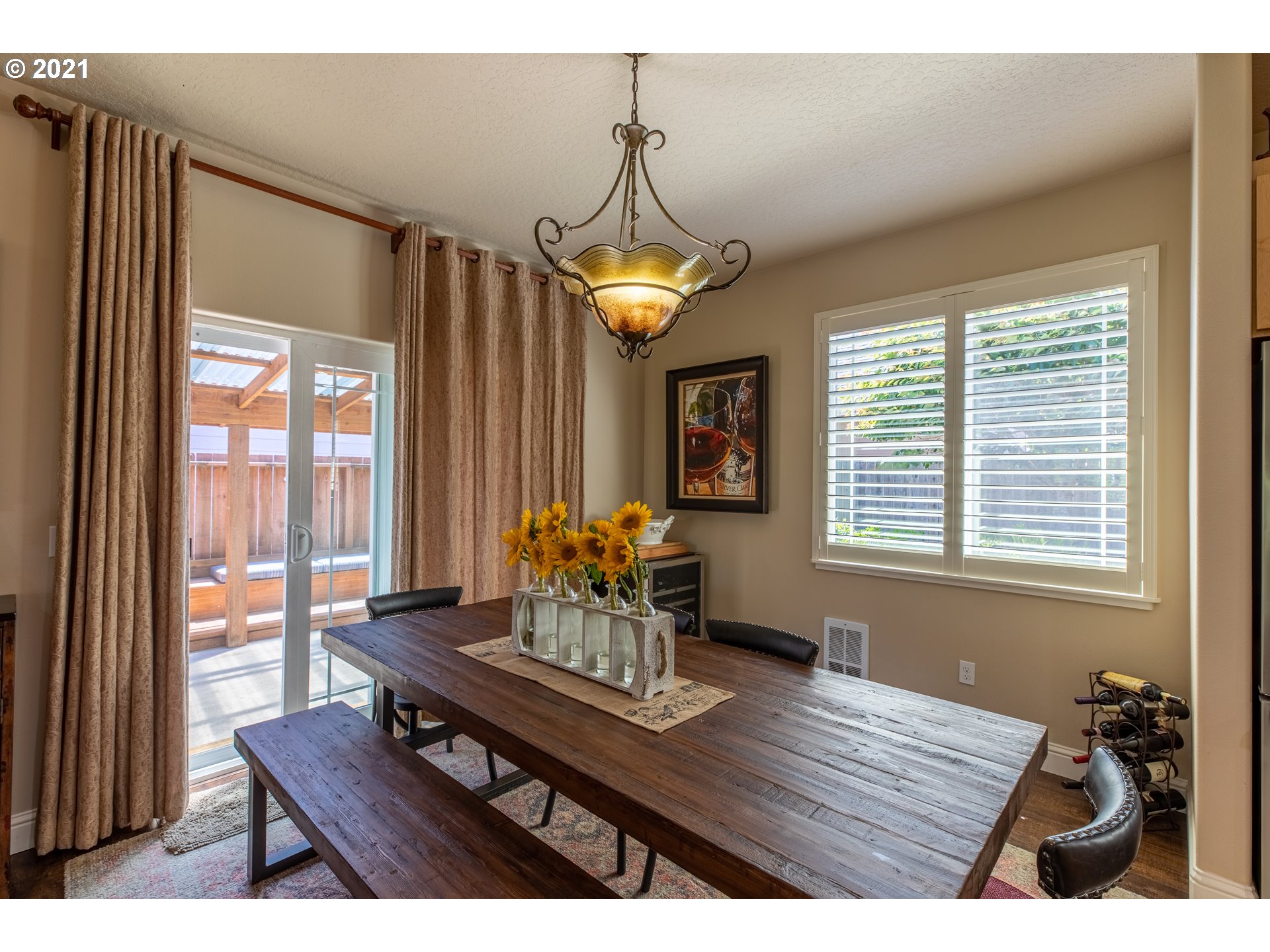 1930 Roosevelt Street North Bend, OR 97459 - Photo 10 of 32