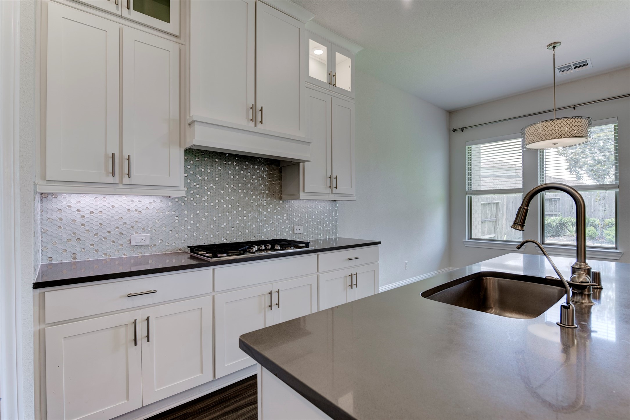 4802 Gingerwood Trace Lane Rosharon, TX 77583 - Photo 12 of 43