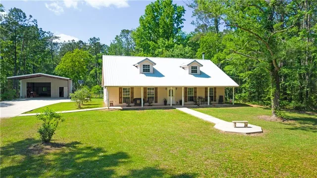 $340,000 | 26001 Traino Road, Ponchatoula, LA 70454