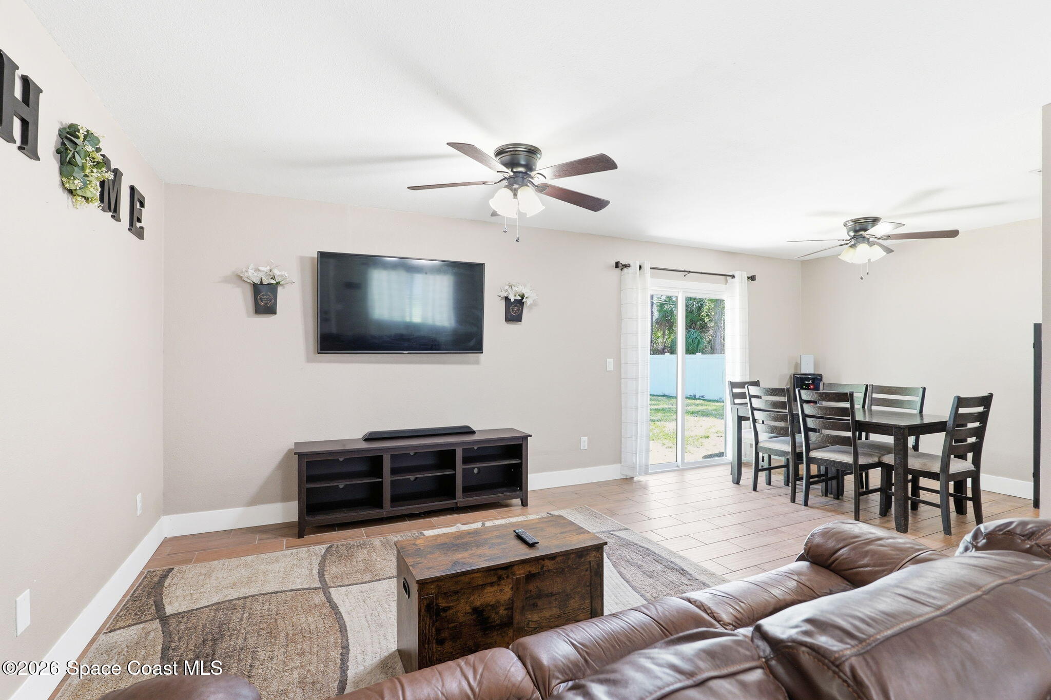 289 San Remo Road Southwest Palm Bay, FL 32908 - Photo 4 of 23 22-web-or-mls-3102026_023