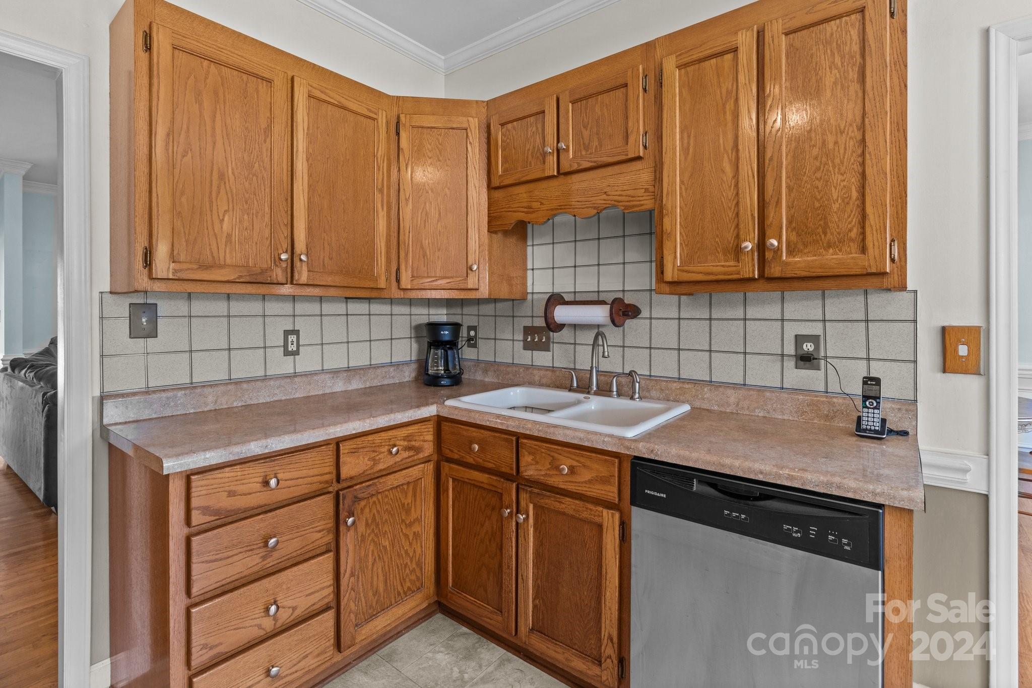 623 Peacehaven Road Kannapolis, NC 28083 - Photo 13 of 38 Gallery Image 13