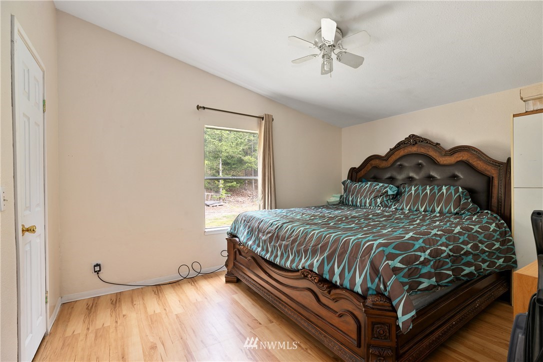 6733 Fir Tree Road Southeast Olympia, WA 98513 - Photo 14 of 25 Gallery Image 14