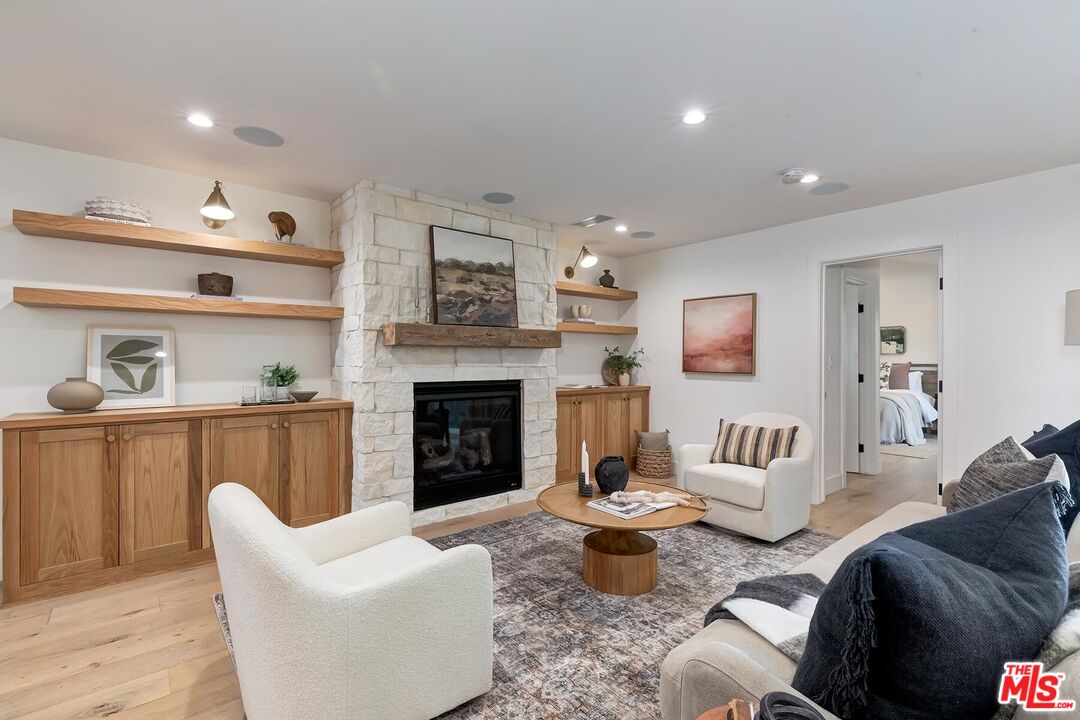 2554 Amherst Avenue Los Angeles, CA 90064 - Photo 18 of 39