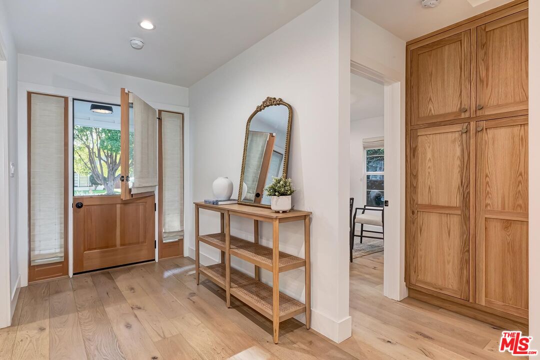 2554 Amherst Avenue Los Angeles, CA 90064 - Photo 25 of 39