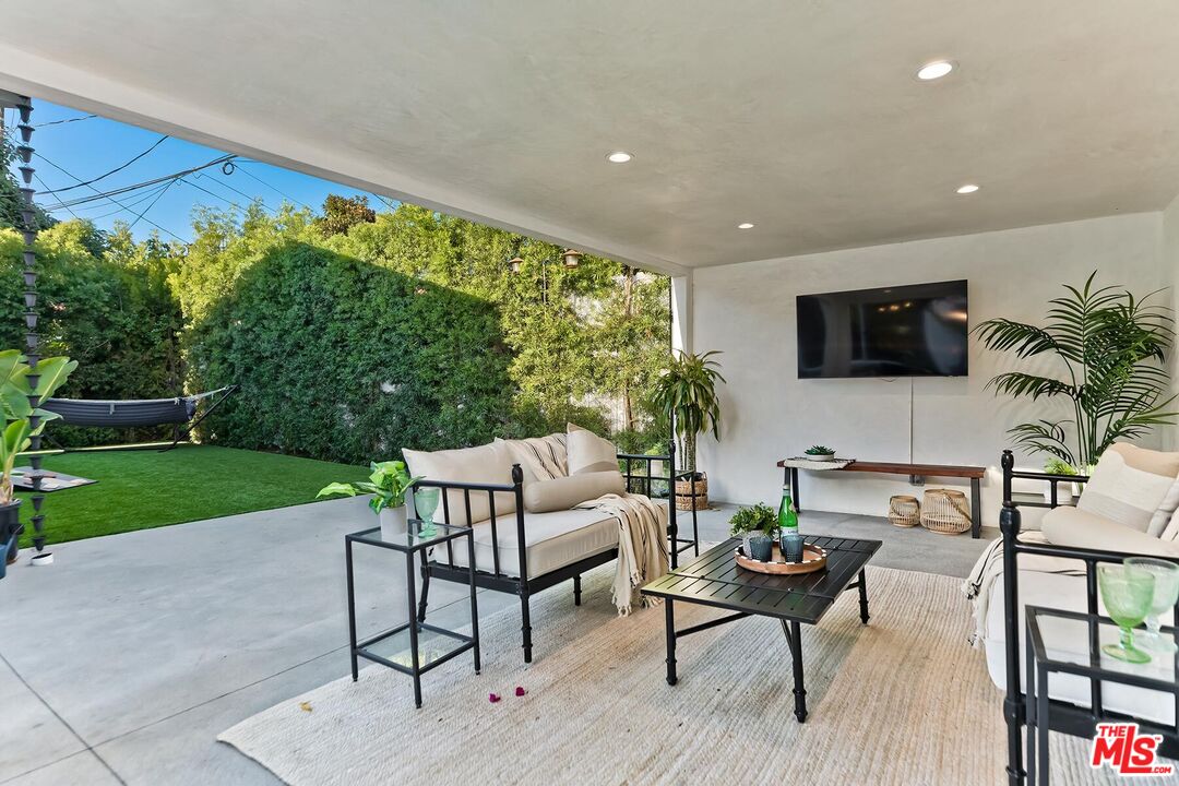 2554 Amherst Avenue Los Angeles, CA 90064 - Photo 36 of 39