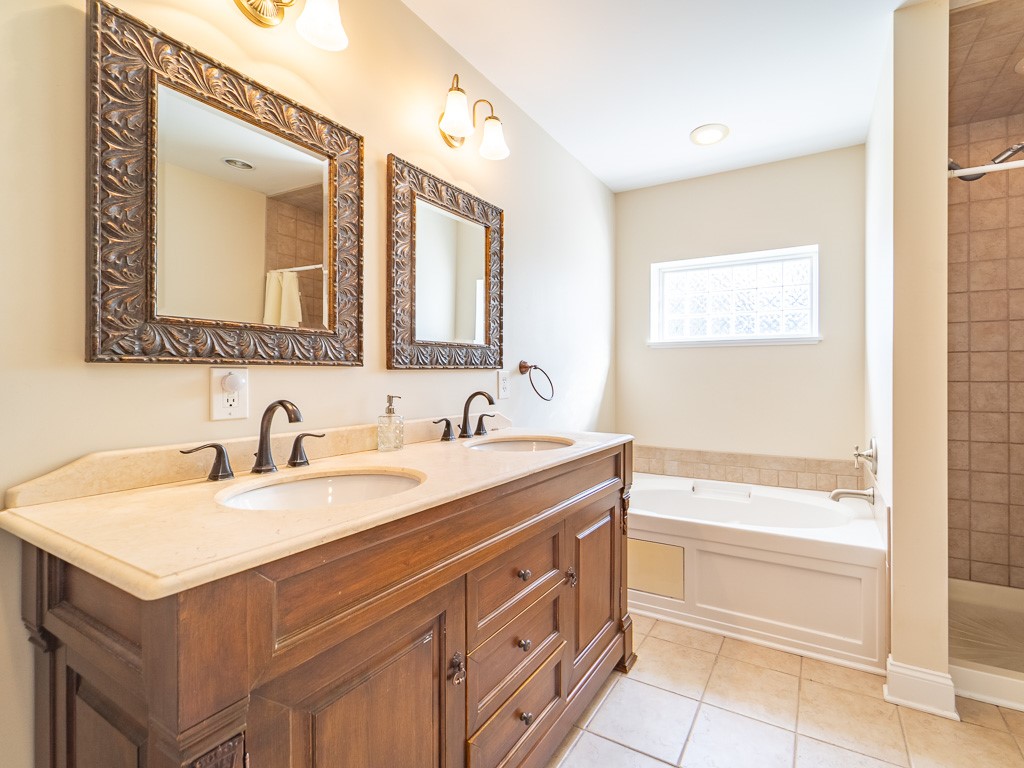 20 Sumner Park Rochester, NY 14607 - Photo 17 of 25 Luxurious Updated Bathroom with Jacuzzi tub and st