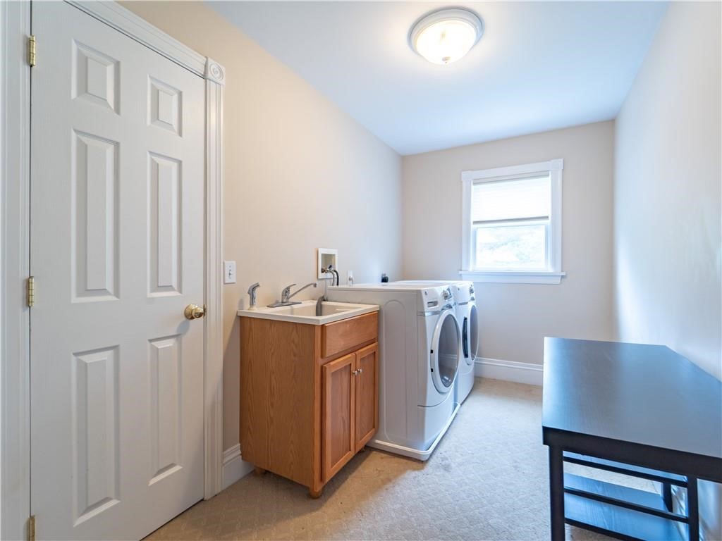 20 Sumner Park Rochester, NY 14607 - Photo 21 of 25 Convenient 2nd floor Laundry Room!