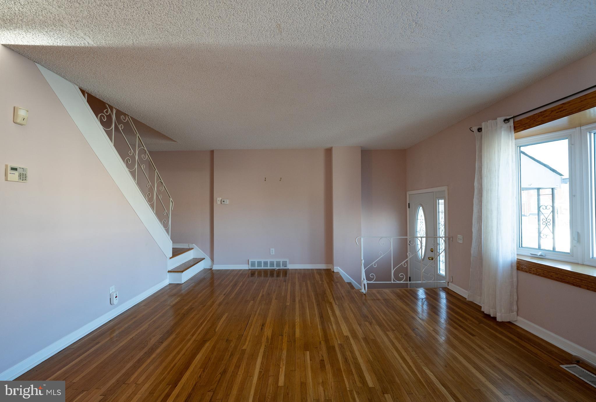 12509 Calpine Road Philadelphia, PA 19154 - Photo 3 of 30