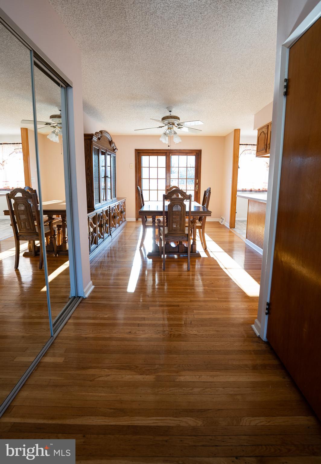 12509 Calpine Road Philadelphia, PA 19154 - Photo 6 of 30 Dining Room