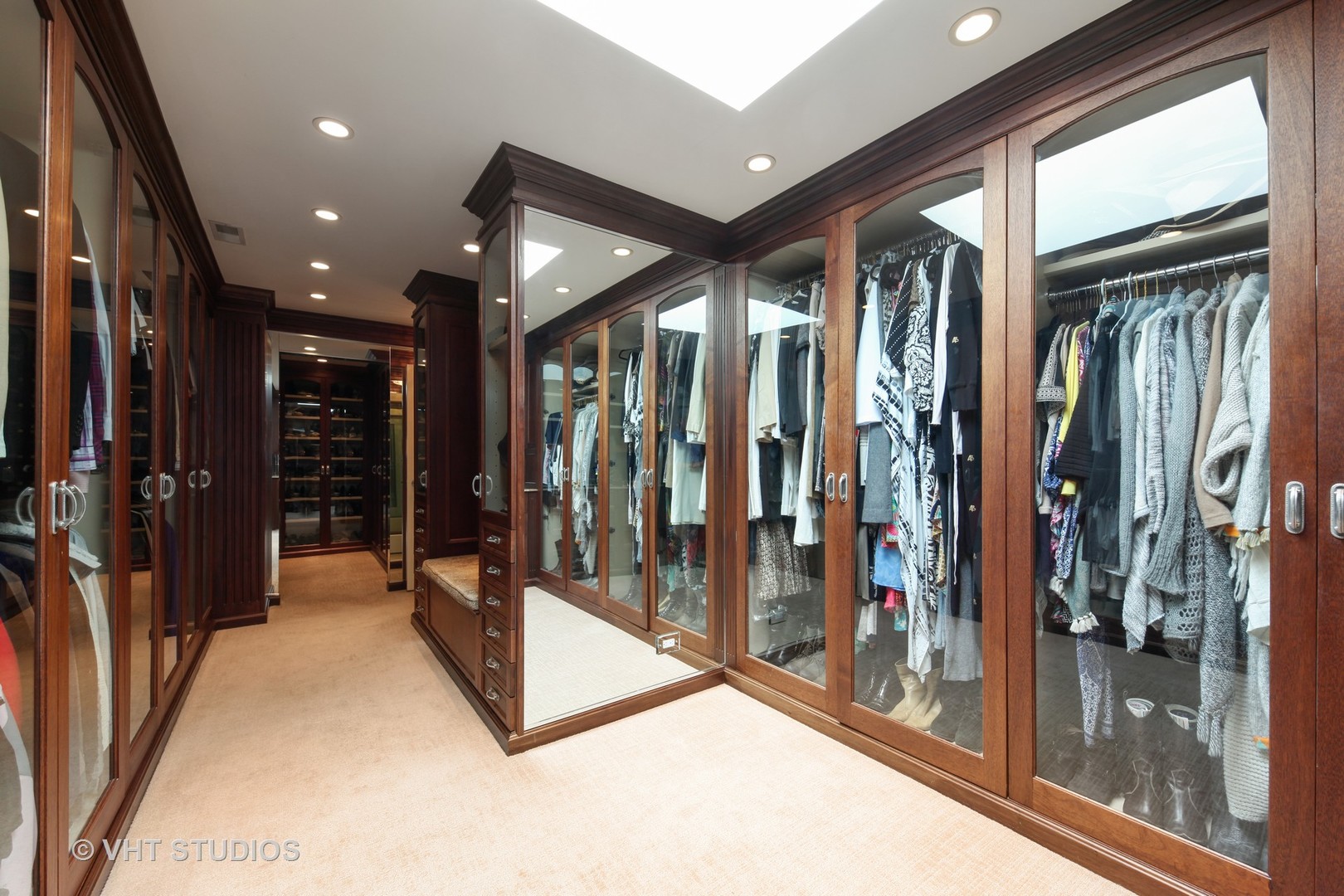 1536 Voltz Road Northbrook, IL 60062 - Photo 23 of 50 a view of a hallway with a glass door and furniture