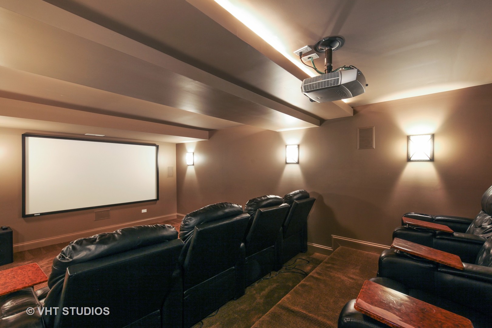 1536 Voltz Road Northbrook, IL 60062 - Photo 30 of 50 a room with gym equipment