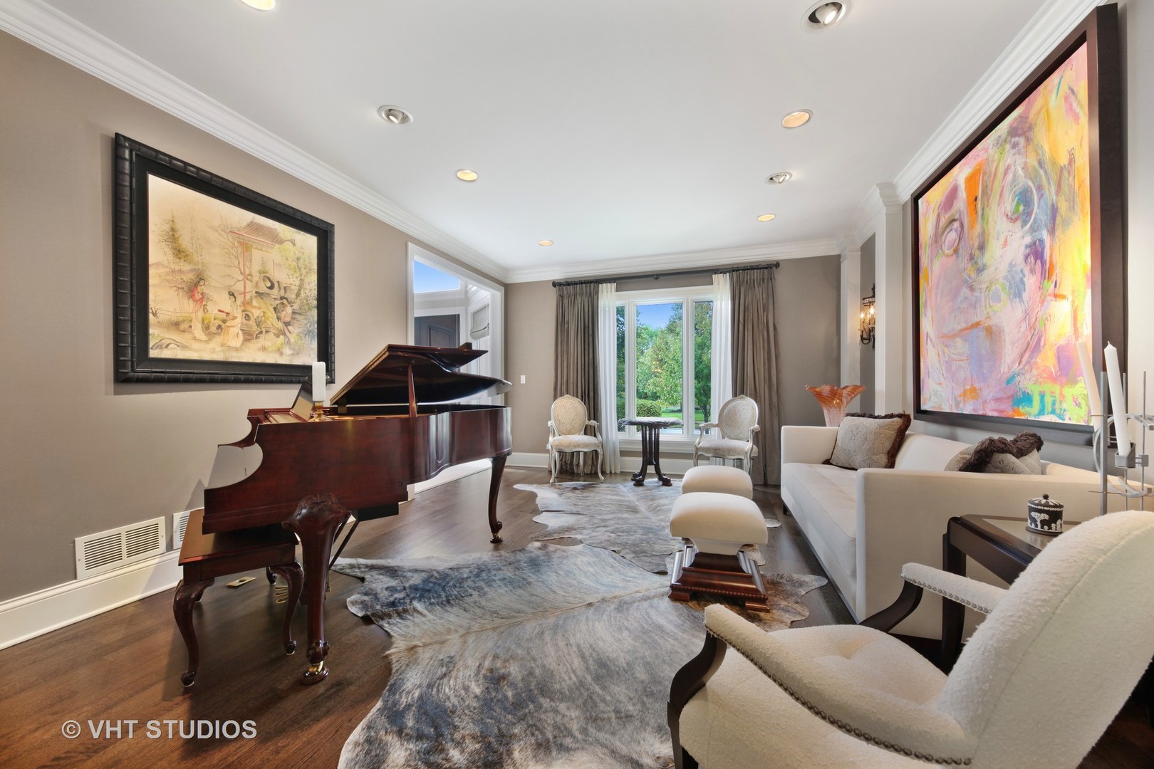 1536 Voltz Road Northbrook, IL 60062 - Photo 4 of 50 a living room with furniture and a large window