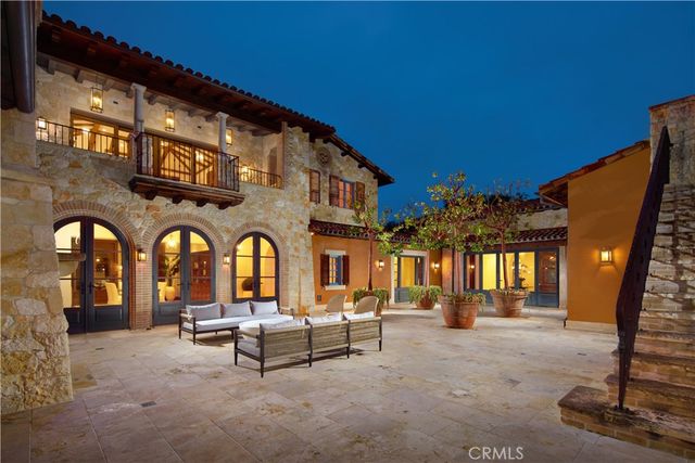 a building outdoor space with outdoor seating