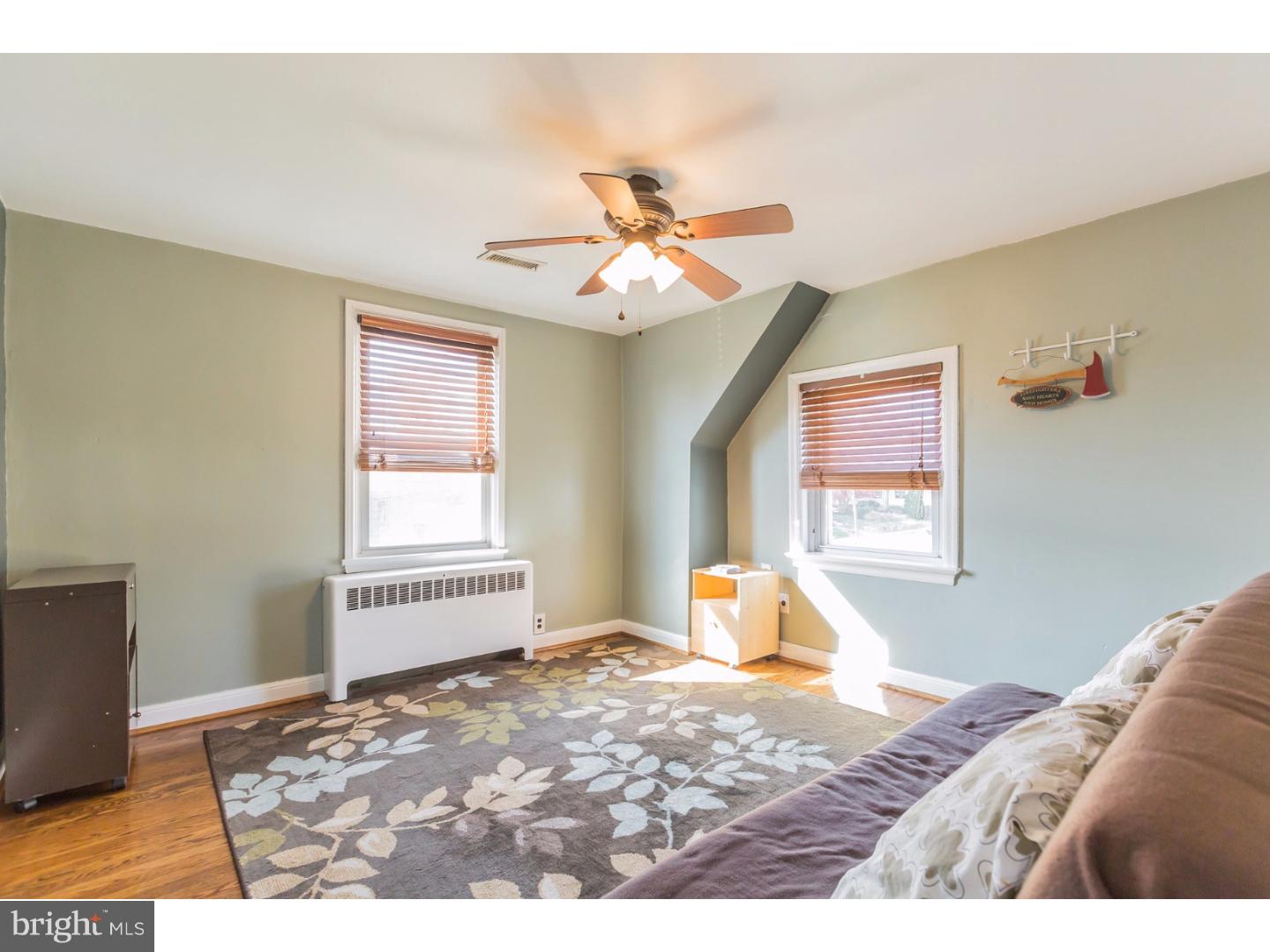 1833 Rhawn Street Philadelphia, PA 19111 - Photo 4 of 23 Gallery Image 4