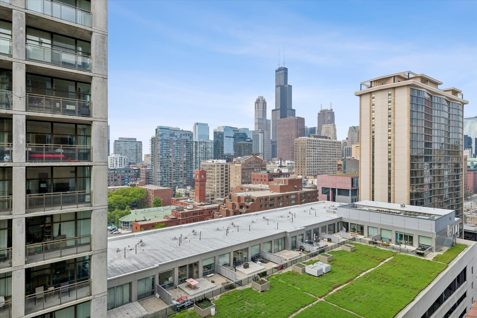 40 East 9th Street, Unit 1616 Chicago, IL 60605 - Photo 17 of 33