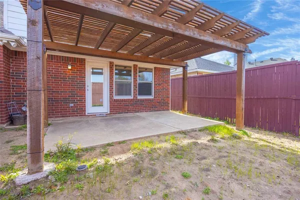 $2,550 | 6513 Redwood Lane, The Colony, TX 75056