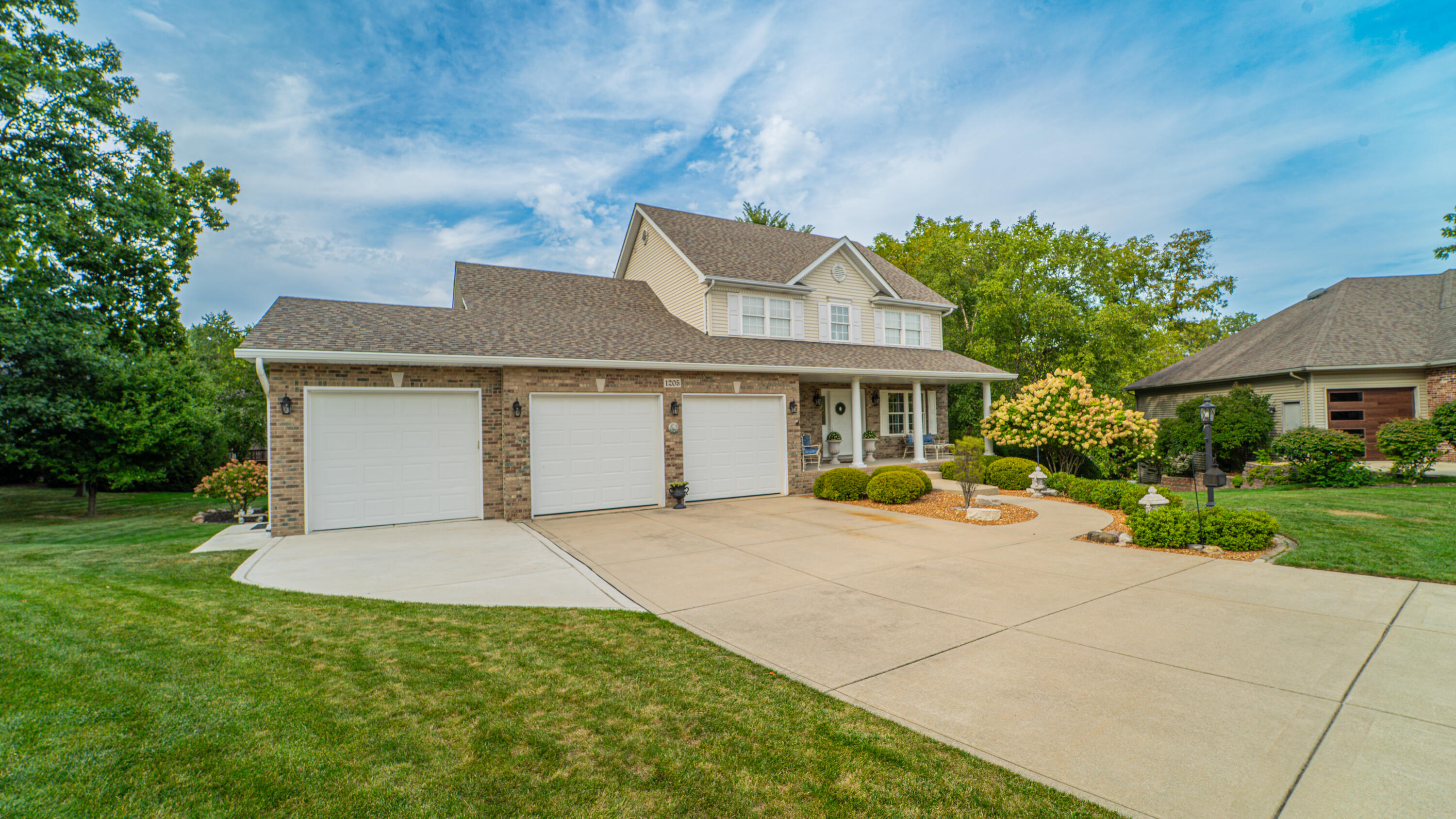 1205 Waterside Lane Crown Point, IN 46307 - Photo 2 of 49 3000x1687