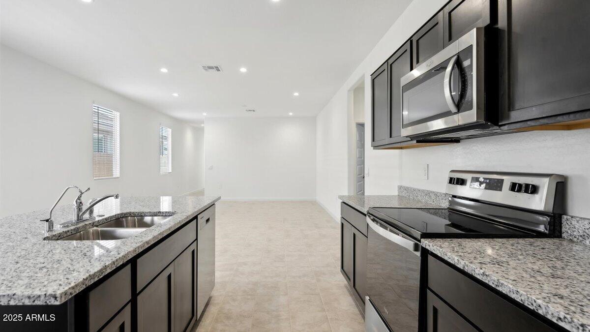 2108 Starkey Avenue Apache Junction, AZ 85120 - Photo 3 of 17 Diana 17