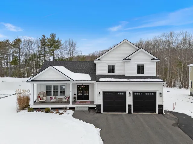 $949,900 | 14 Maneta Drive, Saco, ME 04072
