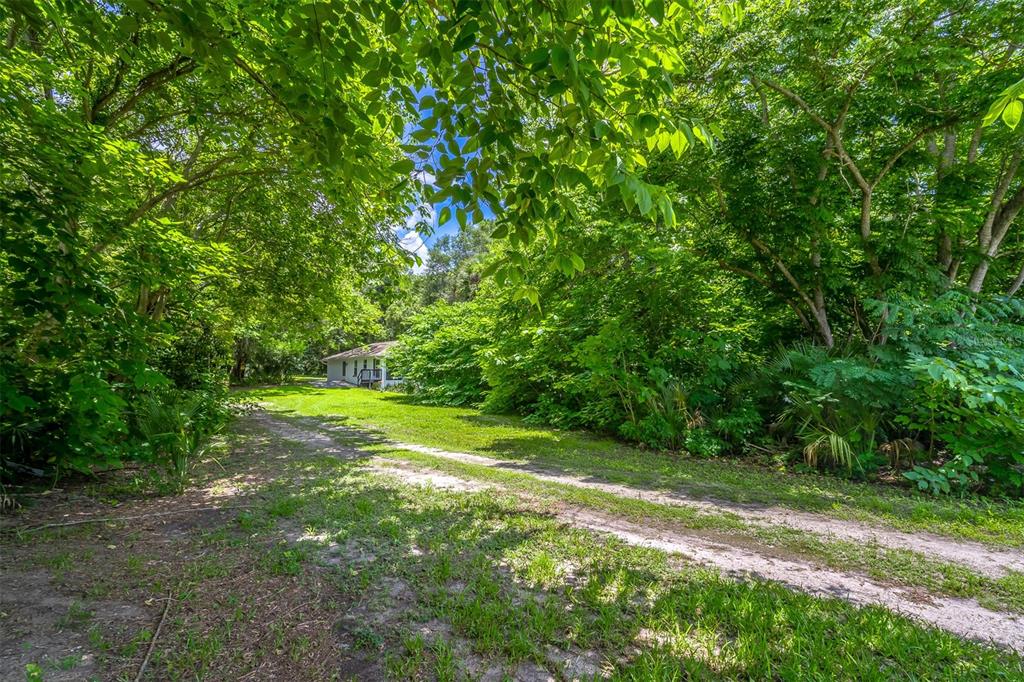 497 West Beresford Road DeLand, FL 32720 - Photo 39 of 44