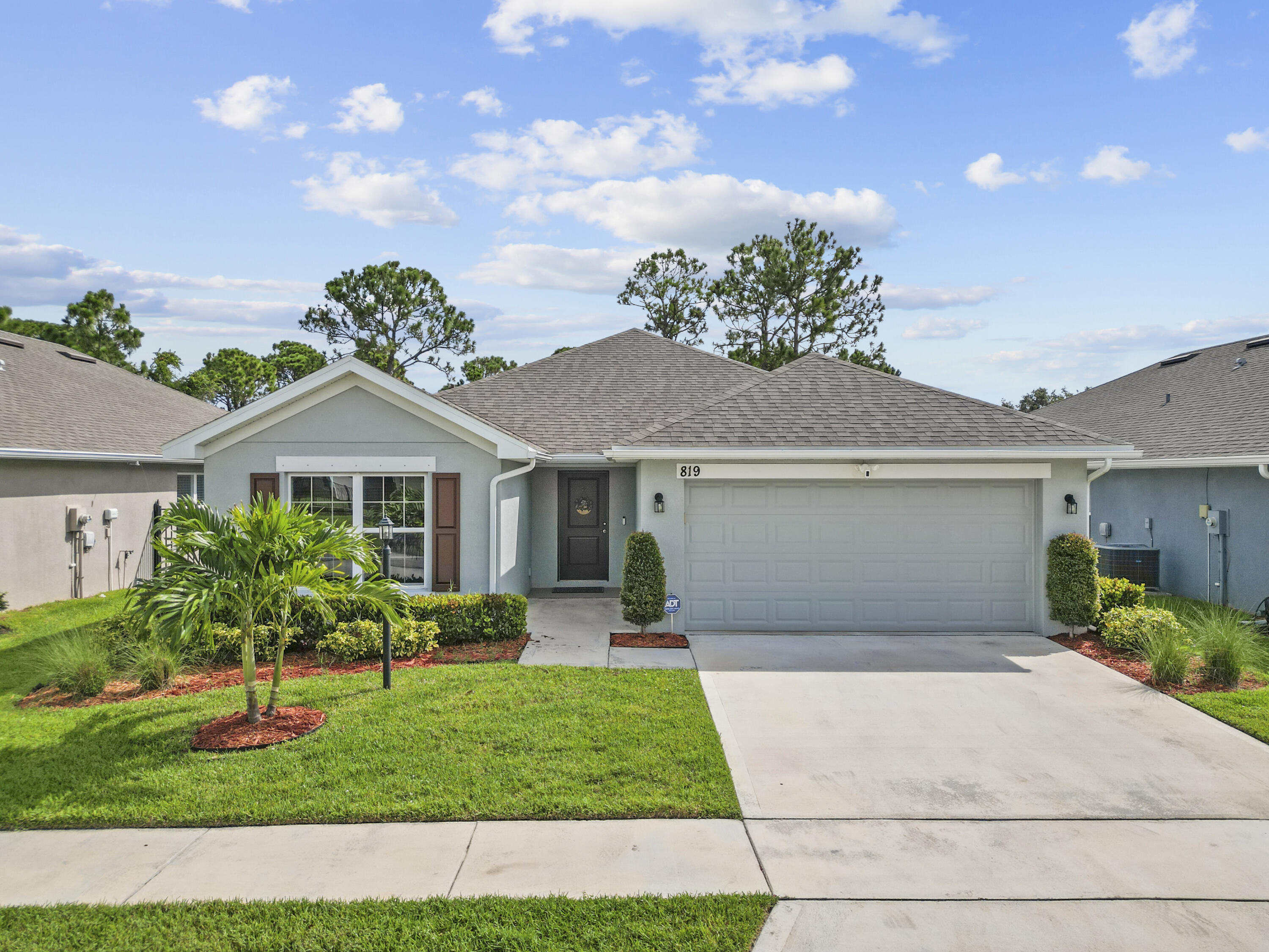 819 Northeast Whistling Duck Way  