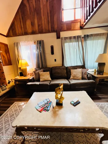 $1,985 | 1037 Porter Drive, Bushkill, PA 18324