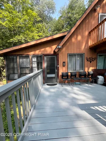 $1,985 | 1037 Porter Drive, Bushkill, PA 18324