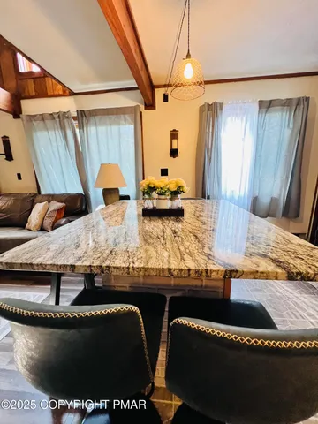 $1,985 | 1037 Porter Drive, Bushkill, PA 18324