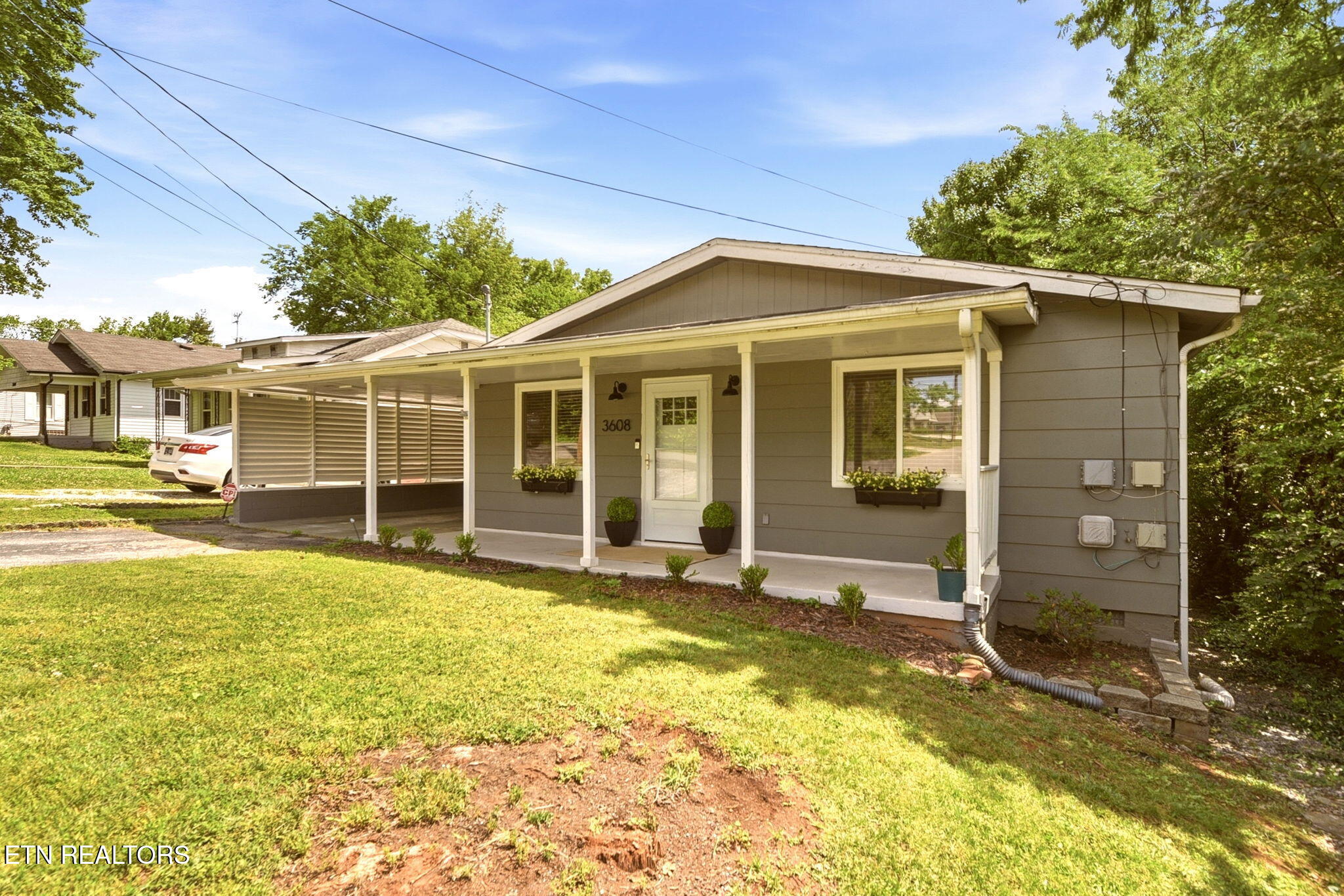 3608 Decatur Drive Knoxville, TN 37920 - Photo 2 of 33 2-web-or-mls-DSC_5877